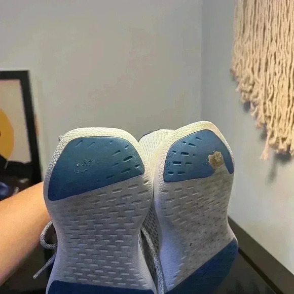 Allbirds Women's TD Tree Dasher Running Shoe Size 9  Sneaker White Blue Knit - Picture 6 of 9